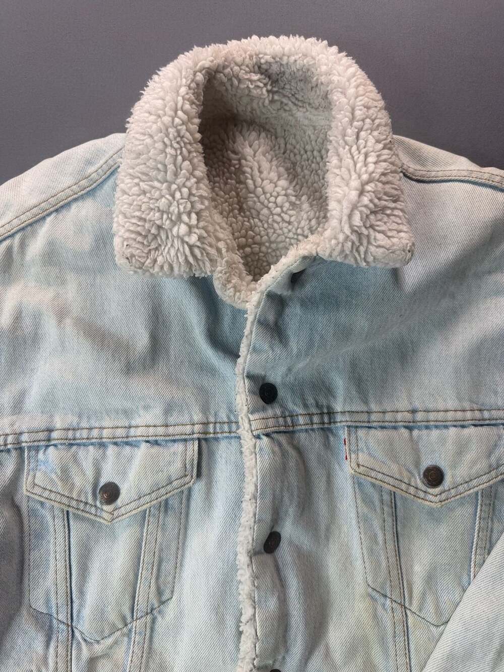 80’s Levi's Sherpa Denim Trucker Jacket Size 42 Blue USA Made Vintage - Picture 2 of 7